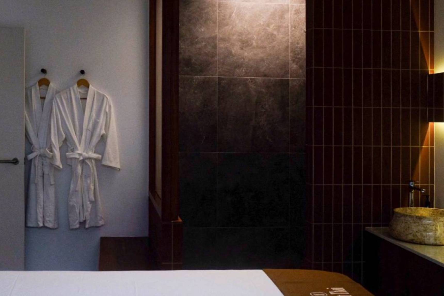 From Jet Lag To Deep Sleep How Bangkok Spas Are Redefining Travel Recovery In 2026 1 1 at Nakhon Spa Bangkok