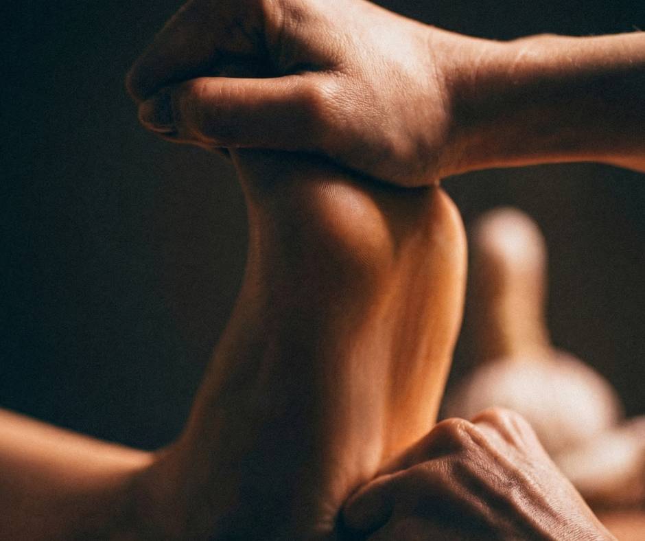 The Evolutionary Roots of the Glow