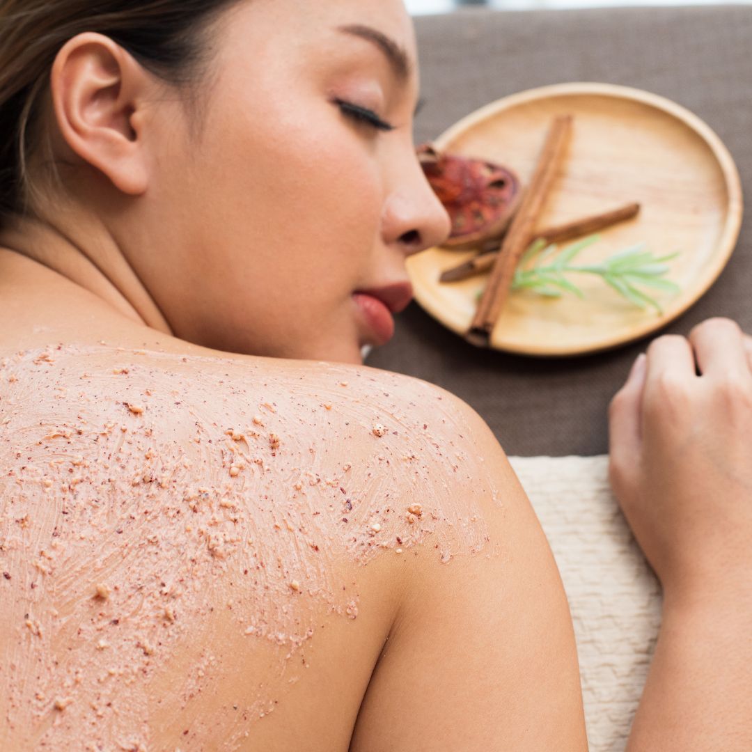 Herbal Oils and Aromatherapy for Enhanced Relaxation