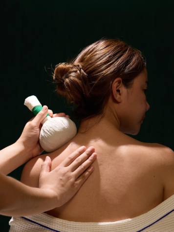 Thai Herbal Compress1 at Nakhon Spa Bangkok